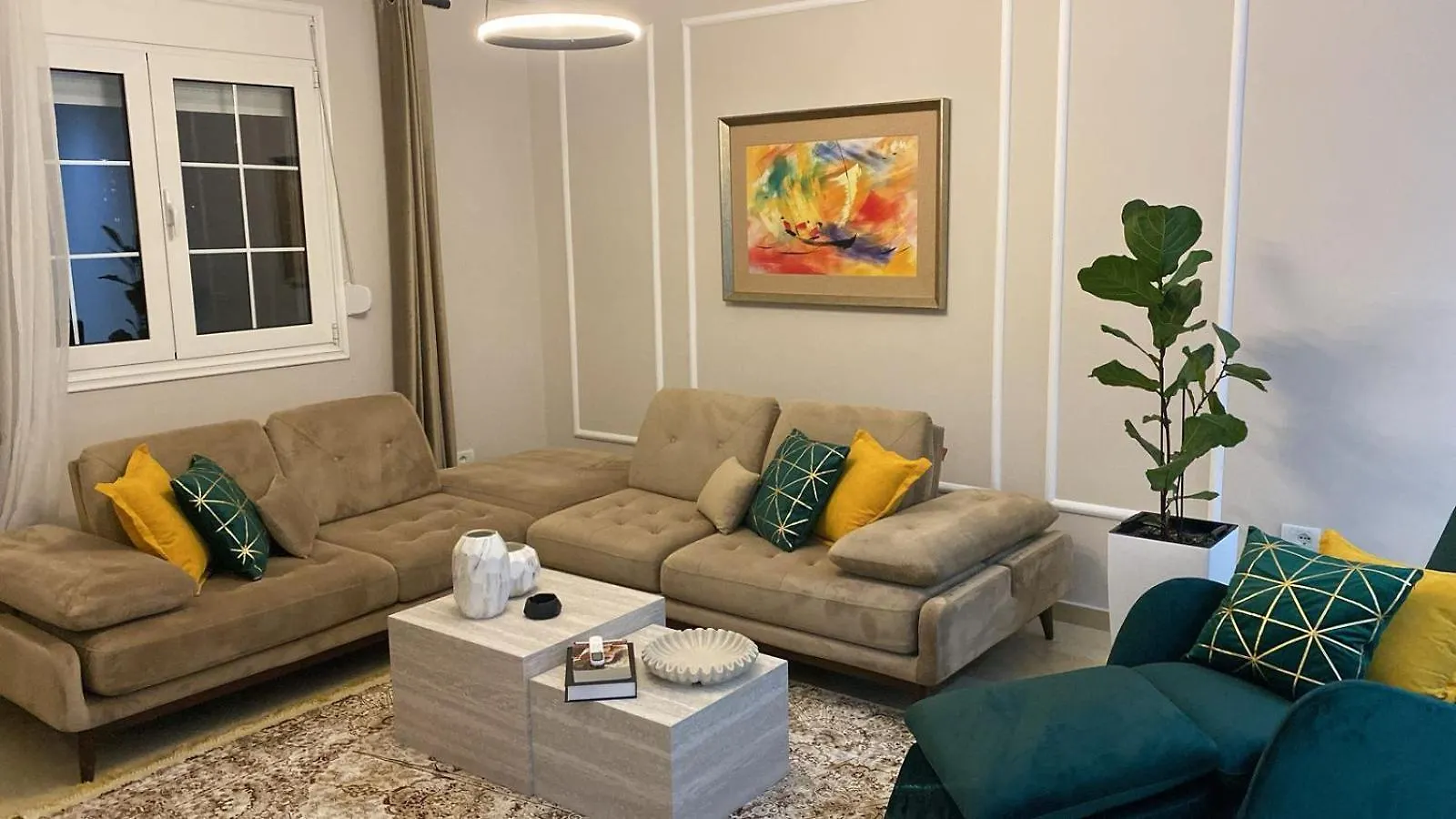 Luxury Apartaments 费里